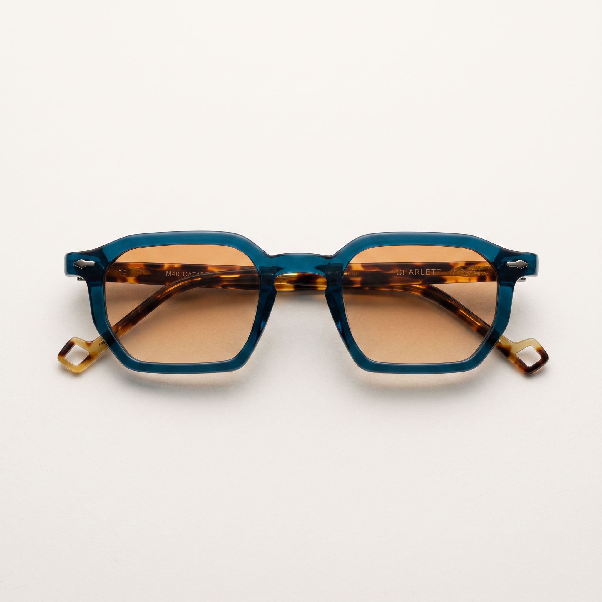 CHARLETT – Lunettes de Soleil Géométriques en Acétate – Mod. 2064